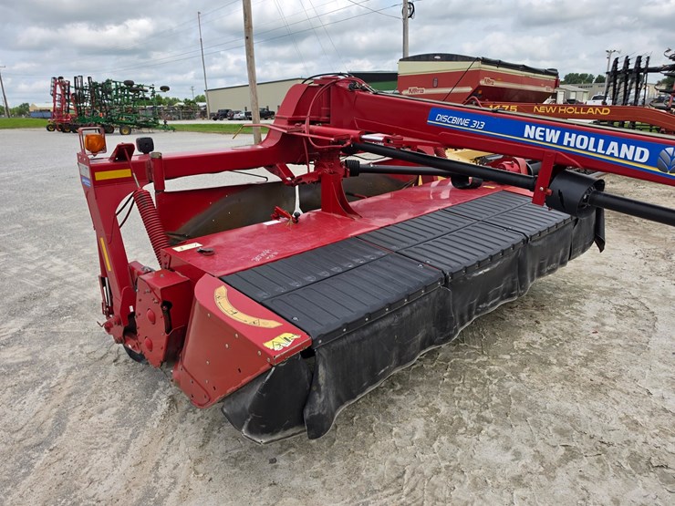 2018-new-holland-313-image-3
