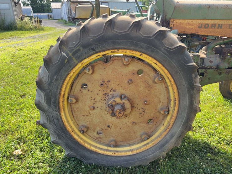 john-deere-630-image-33
