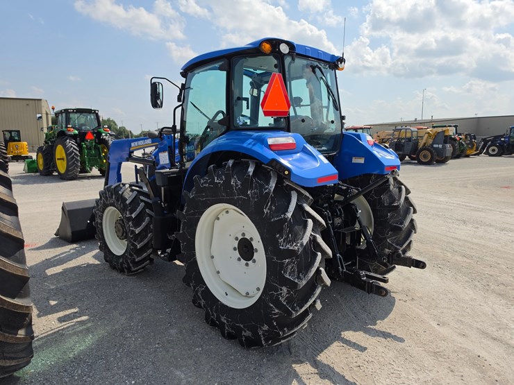 2013-new-holland-t5.105-image-15
