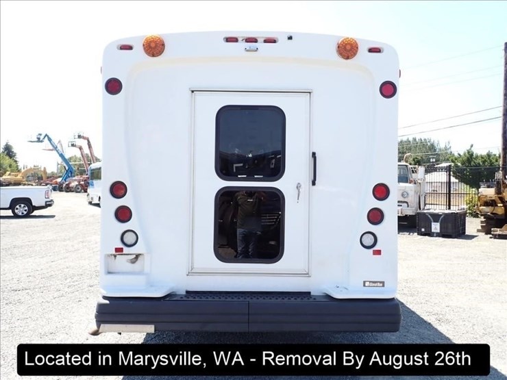 2019-ford-e450-image-15