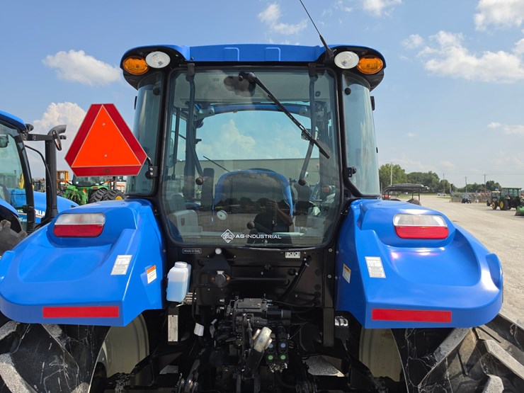 2013-new-holland-t5.105-image-11