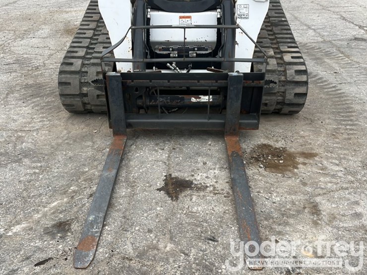 2022-bobcat-t870-image-21