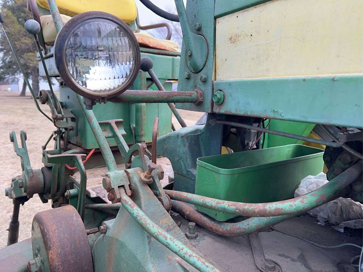 john-deere-720-image-31
