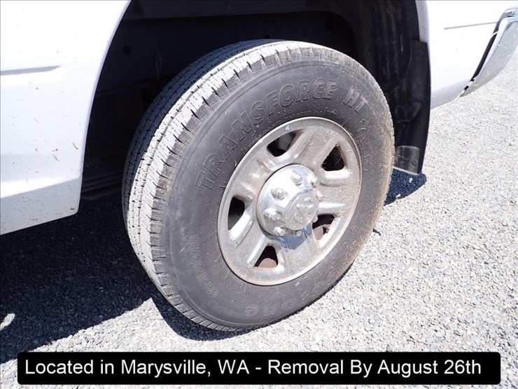 2018-dodge-3500-image-22