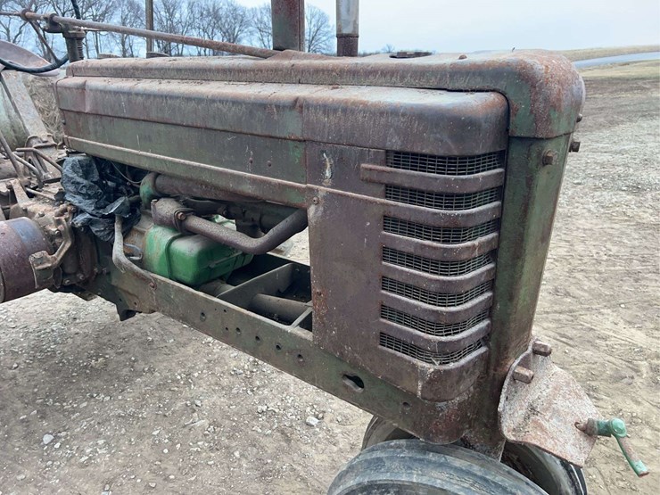 john-deere-model-b-image-10