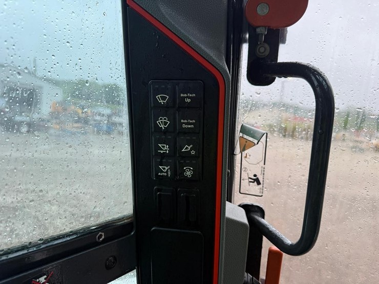 2024-bobcat-t86-image-27
