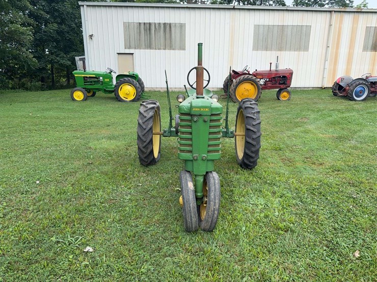 john-deere-h-image-8
