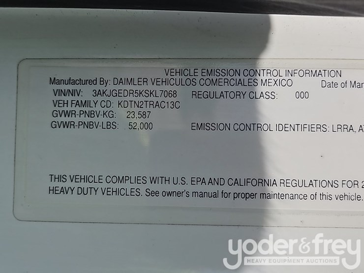 2019-freightliner-cascadia-125-image-42