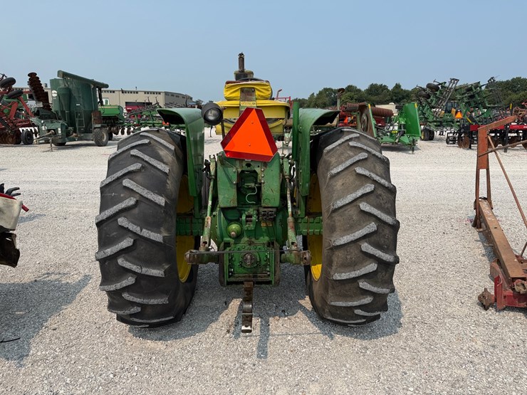 1963-john-deere-4010-image-9