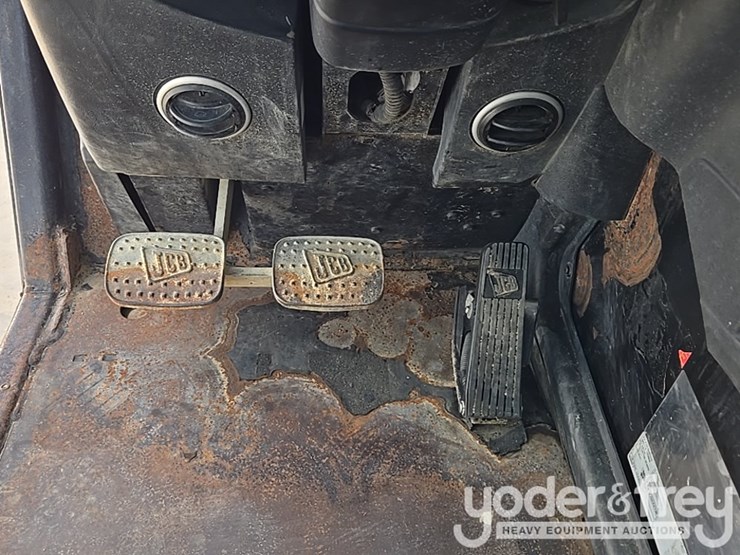 2017-jcb-510-56-image-52