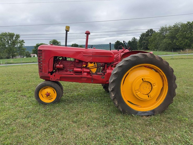 massey-ferguson-44-image-2