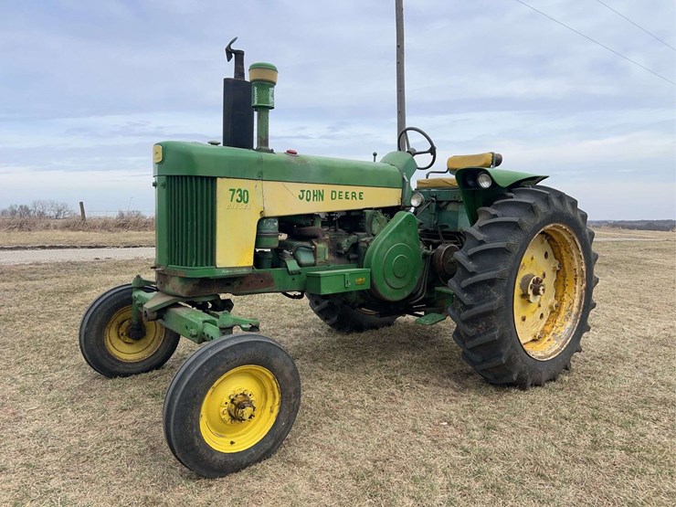 john-deere-730-image-1