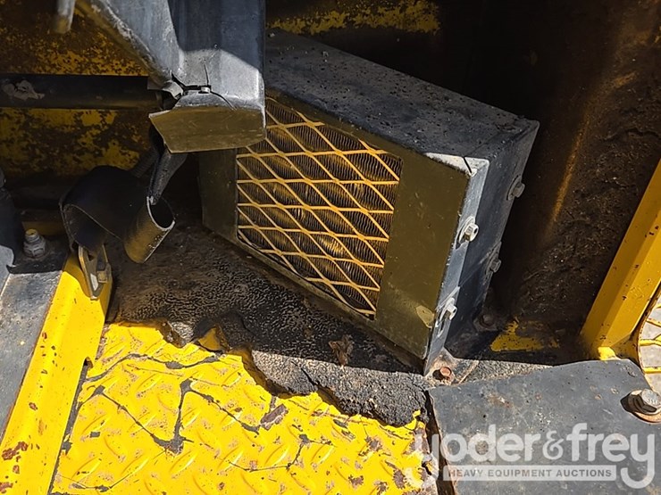 2016-superior-broom-dt80-image-52