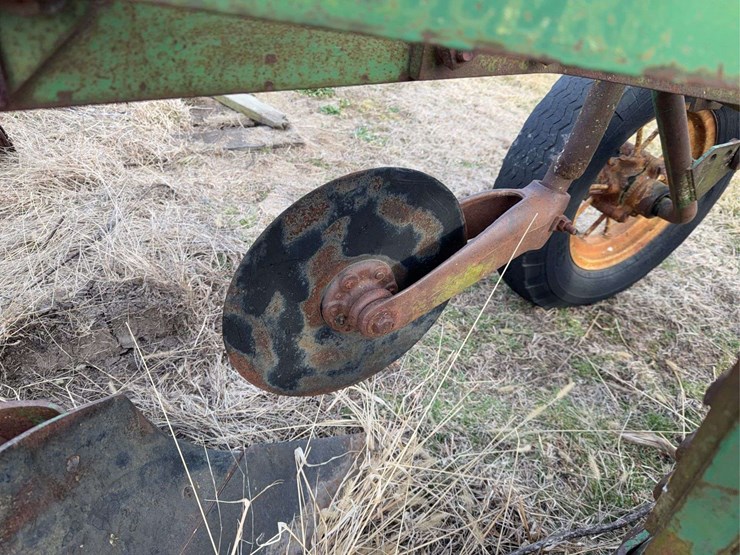 john-deere-no.-55-a-b-h-pull-type-three-bottom-plow-image-24