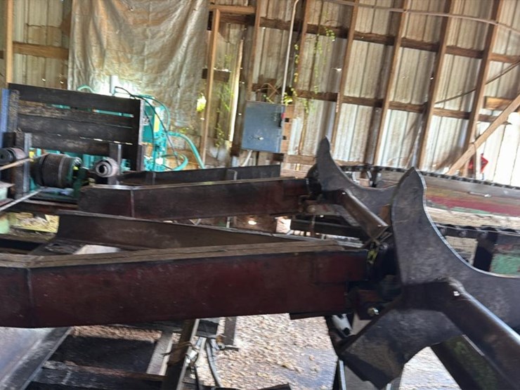 #1005b-•-17'x10'-log-deck---frye-lumber-company-image-10