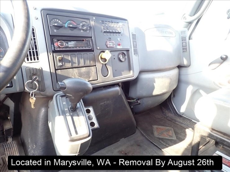 2003-international-durastar-4300-image-17