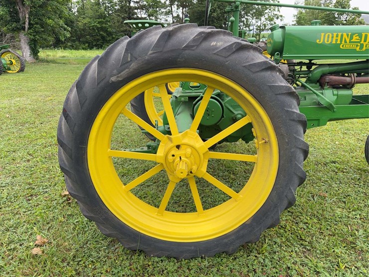 john-deere-model-b-image-32