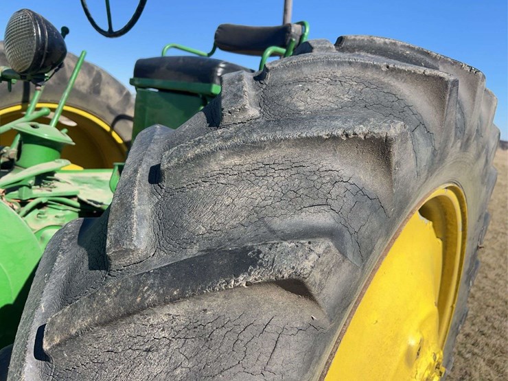 john-deere-model-a-image-39