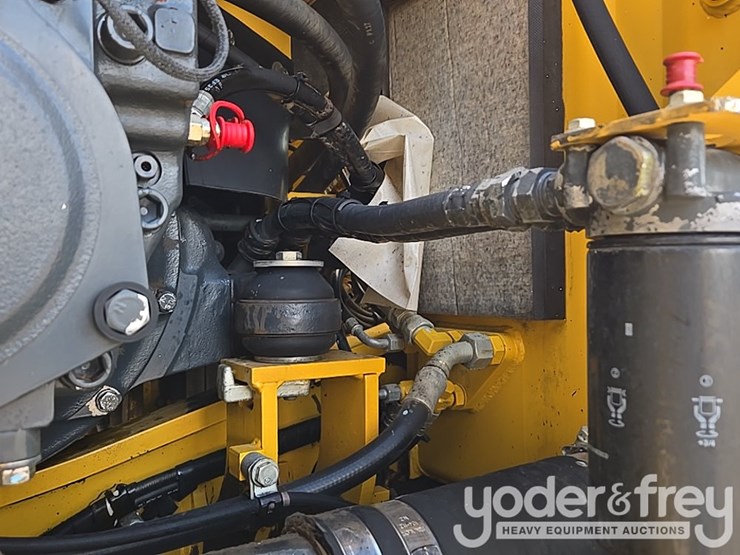 2016-komatsu-pc170-lc-10-image-42