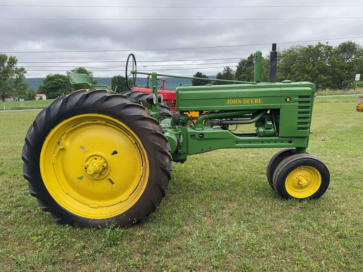 john-deere-model-b-image-6