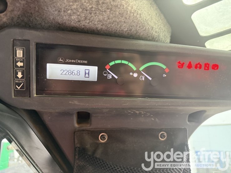2018-deere-331g-image-24