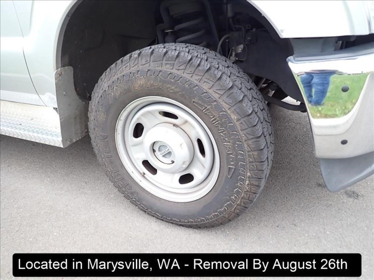 2011-ford-f250-xl-image-13