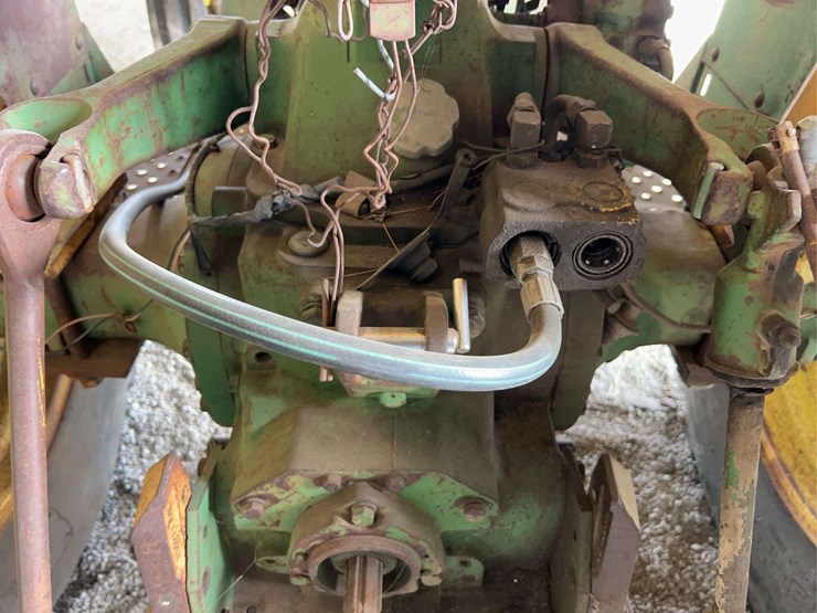2020-john-deere-2020-image-47
