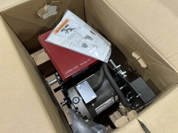2022-liftmaster-logic-5.0-commercial-door-operator-image-6