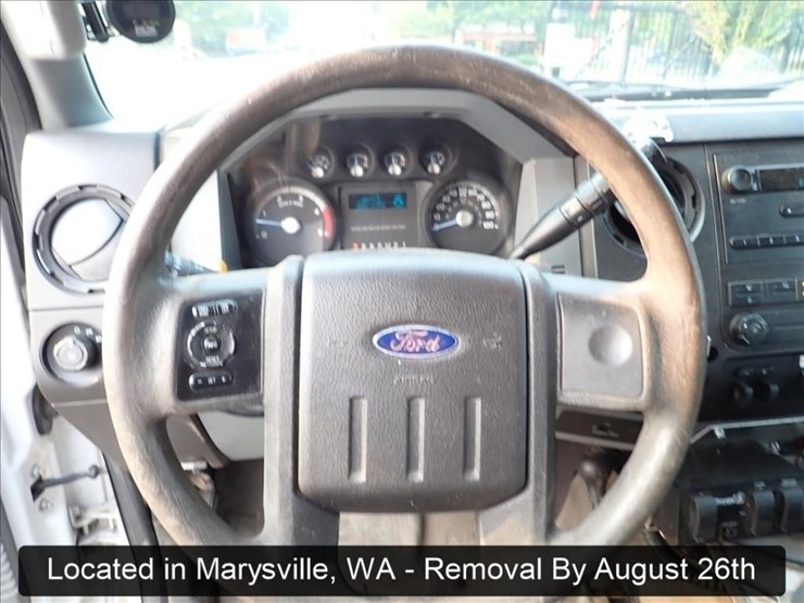 2014-ford-f550-image-27