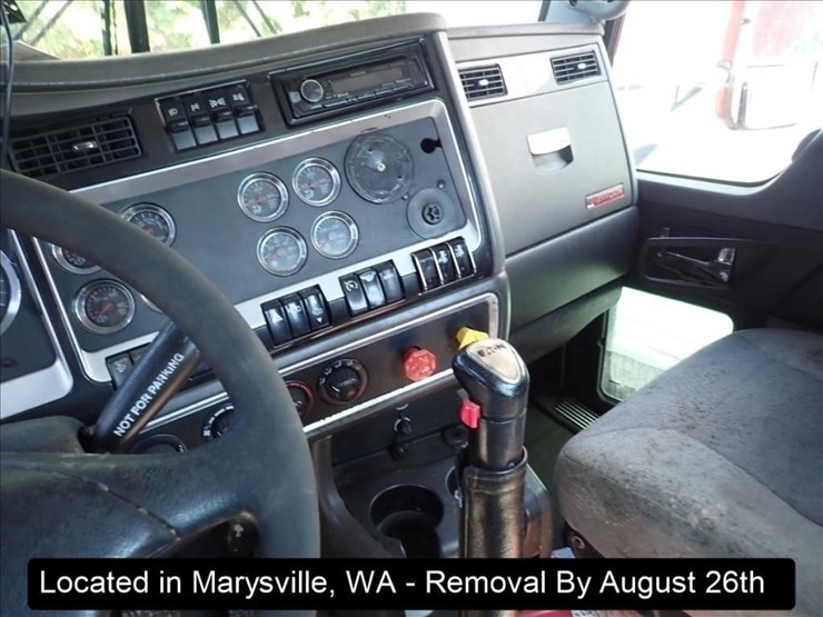 2010-kenworth-t660-image-10