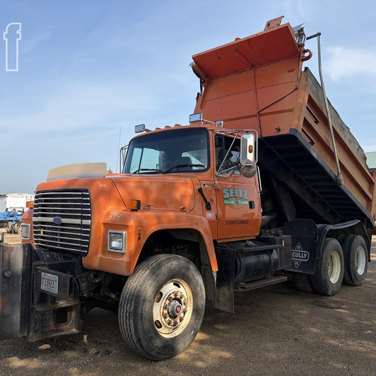 1996 FORD LT9000