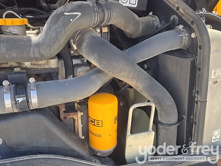 2019-jcb-510-56-image-40