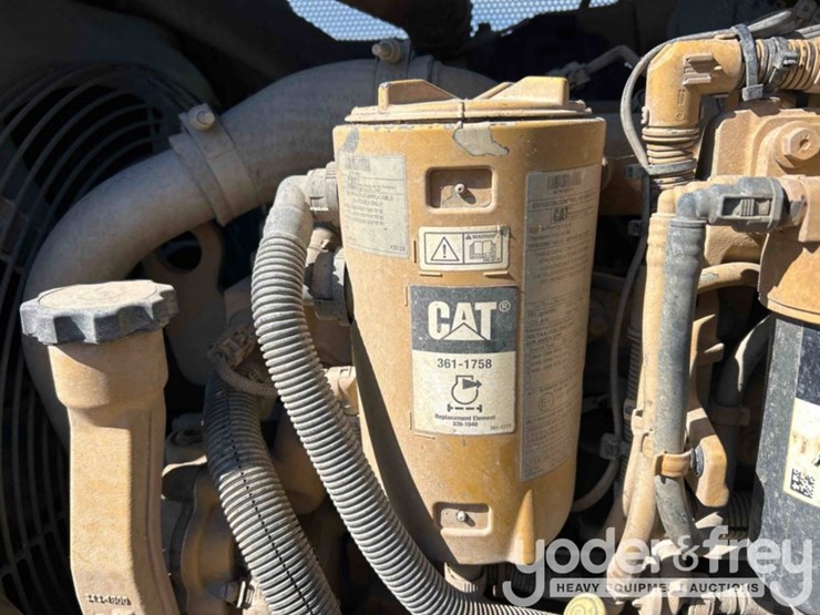 2017-caterpillar-d5k2-xl-image-5