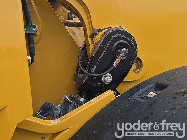 2019-caterpillar-938m-image-32