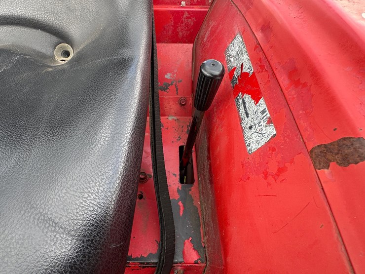 massey-ferguson-1020-image-23