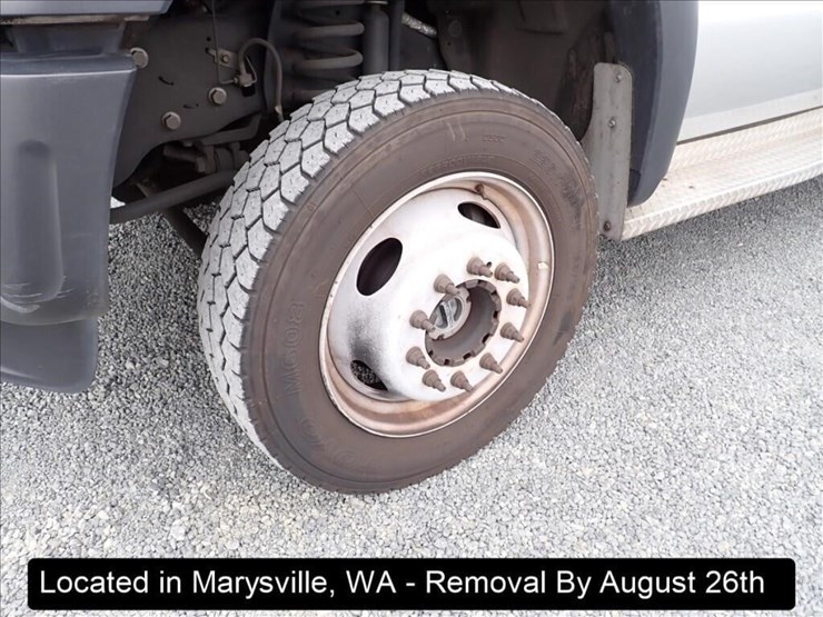 2015-ford-f550-image-27