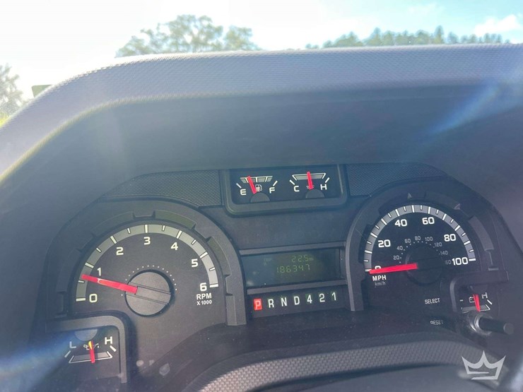2019-ford-e350-image-11
