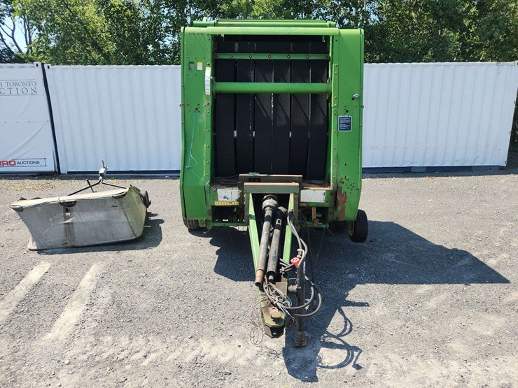 john-deere-385-image-2