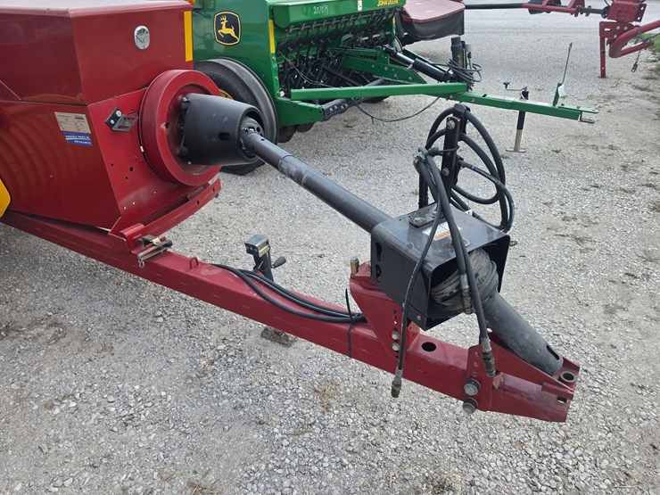2016-new-holland-bc5070-image-2