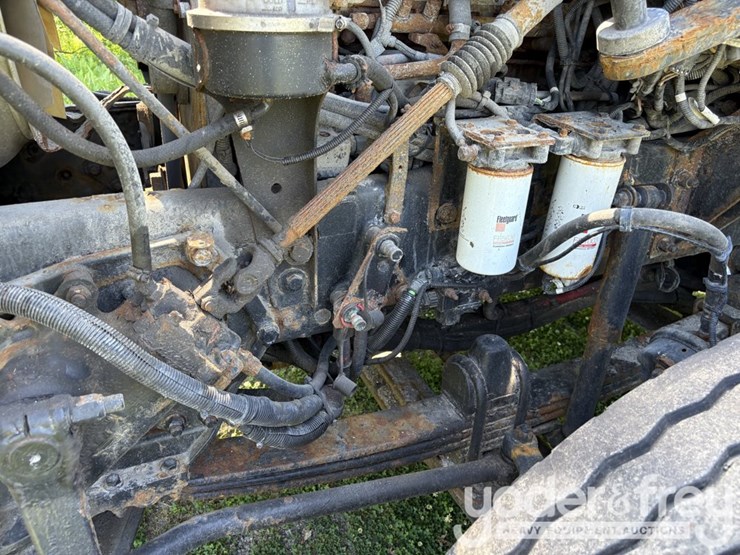 2012-kenworth-t400-image-54
