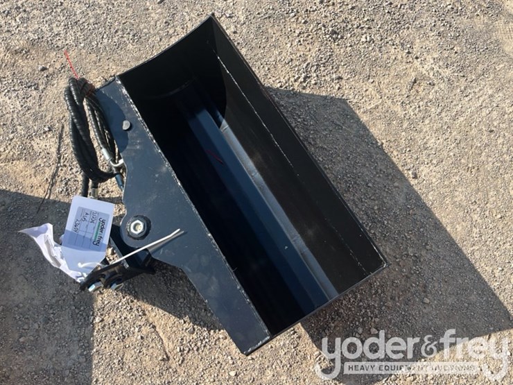 unused-tpm-32"-hydraulic-tilt-bucket,-1"-pin-hole-c/w-hydraulic-hoses-to-suit-0.8-1.4-ton-mini-excavators-image-3