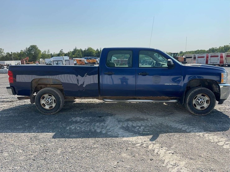2013-chevrolet-silverado-2500hd-image-4
