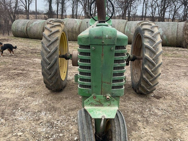 john-deere-model-b-image-8