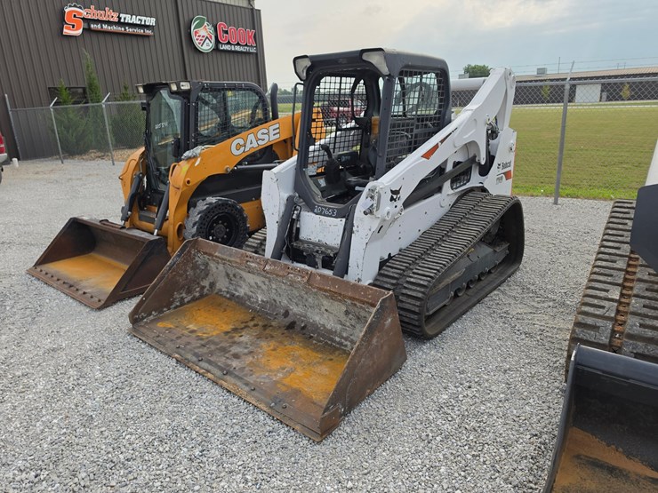 2021-bobcat-t740-image-24