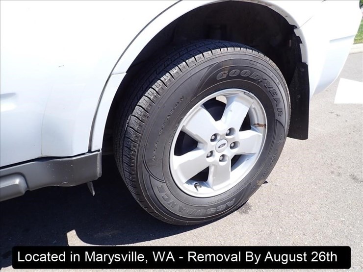 2009-ford-escape-image-16