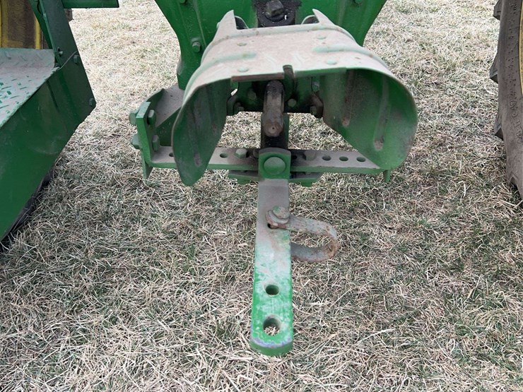 john-deere-model-b-image-38