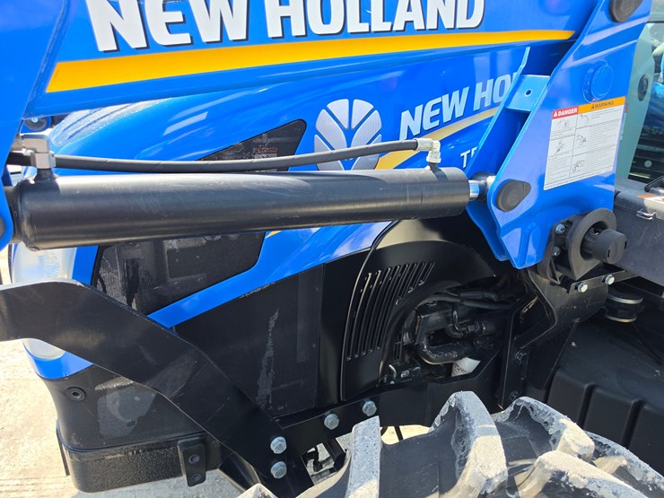 2013-new-holland-t5.105-image-22