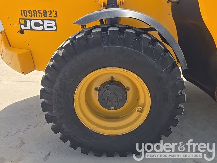 2019-jcb-510-56-image-14