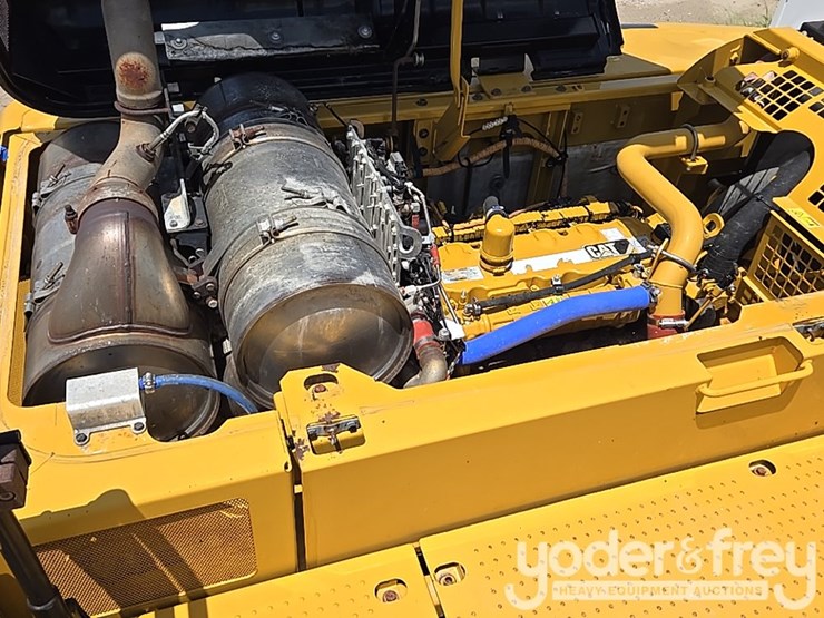 2017-caterpillar-336fl-image-52