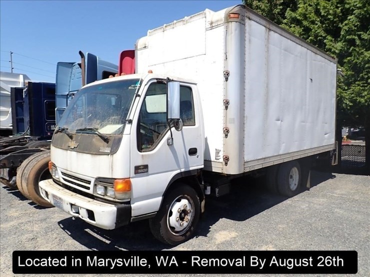 2005-chevrolet-w5500-image-1